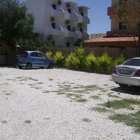 Adonis Beach Hotel Candia Esterno foto