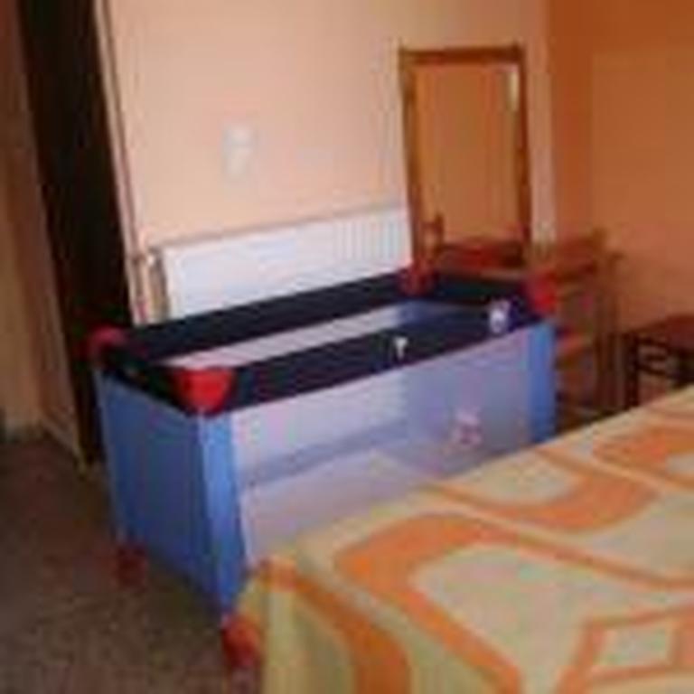Adonis Beach Hotel Candia Esterno foto