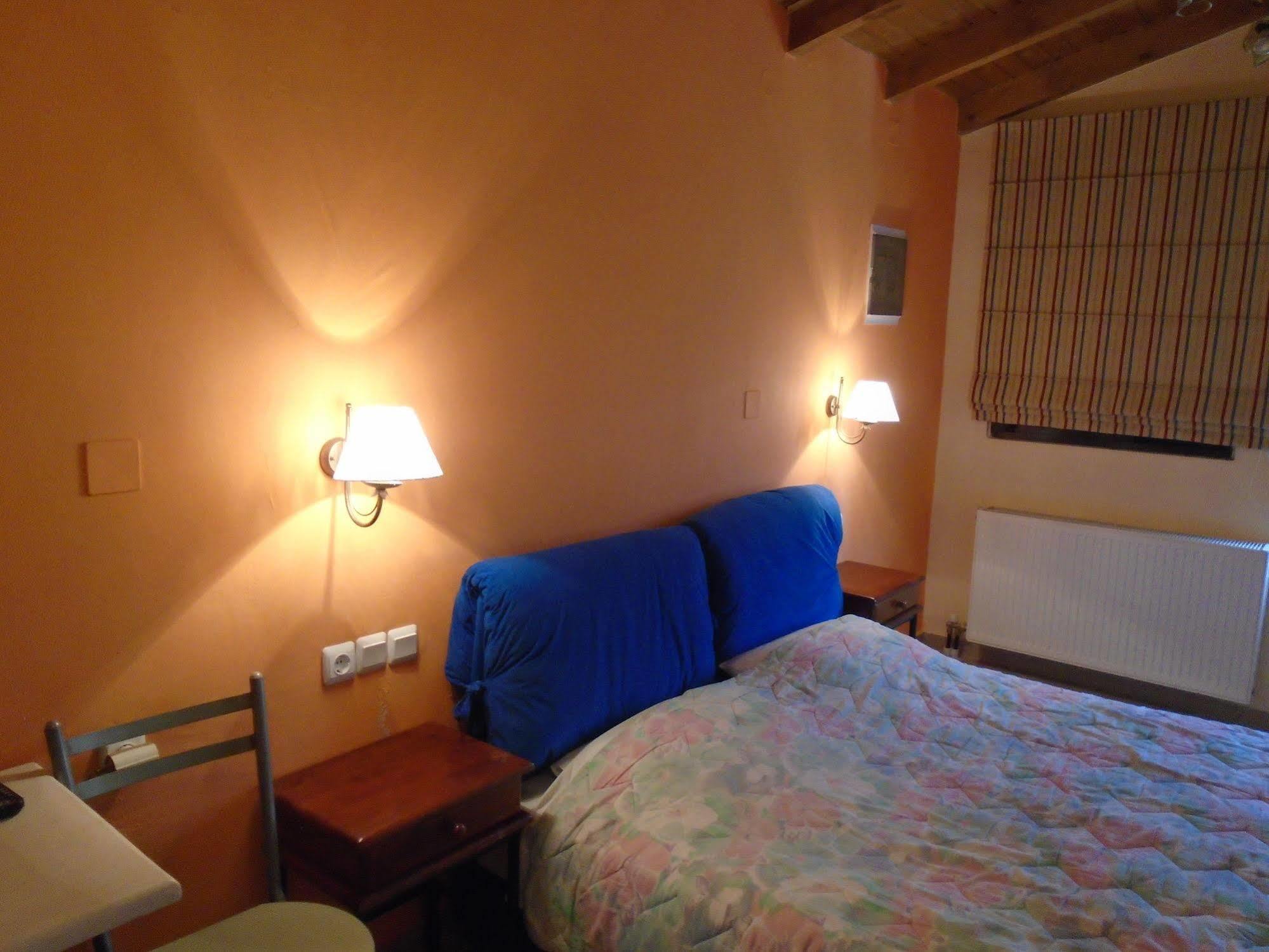 Adonis Beach Hotel Candia Esterno foto
