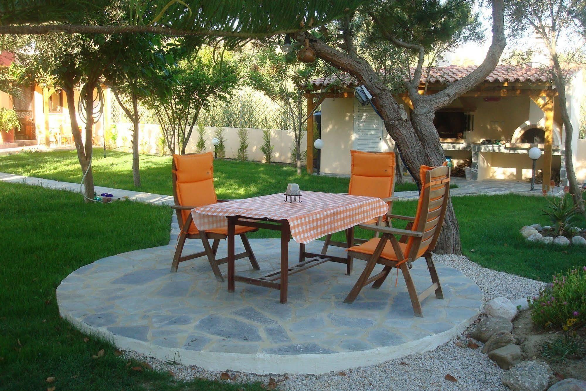Adonis Beach Hotel Candia Esterno foto